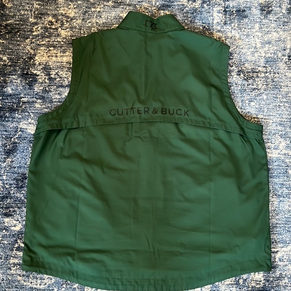 Cutter & Buck Weather Tec full green zip vest.  Size XL - Picture 4 of 7